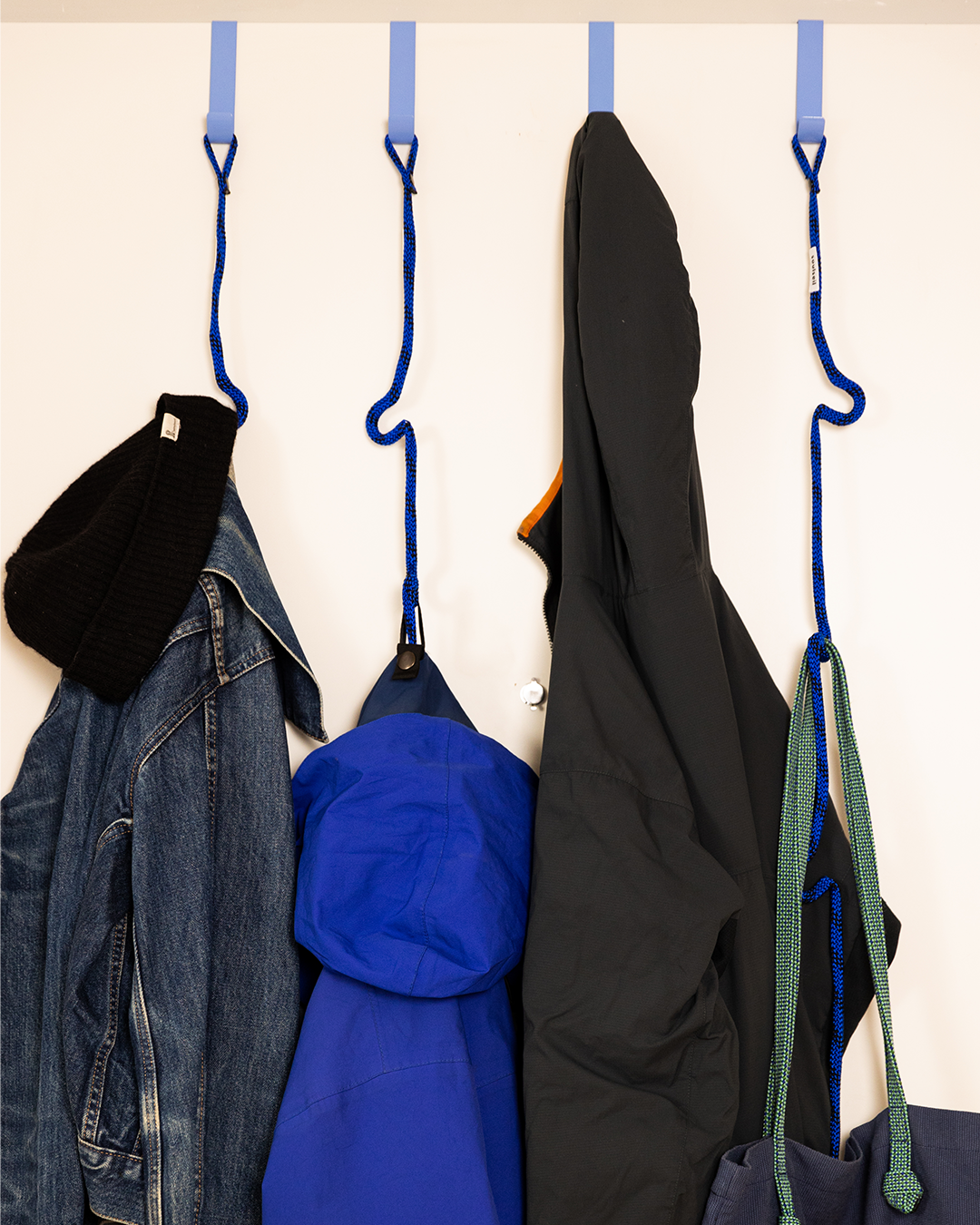 Garderobe, versch. Farben
