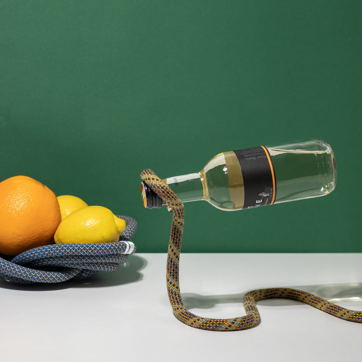 Wine rack/book rack 2 in 1