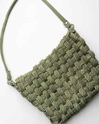 Tasche geflochten, versch. Farben