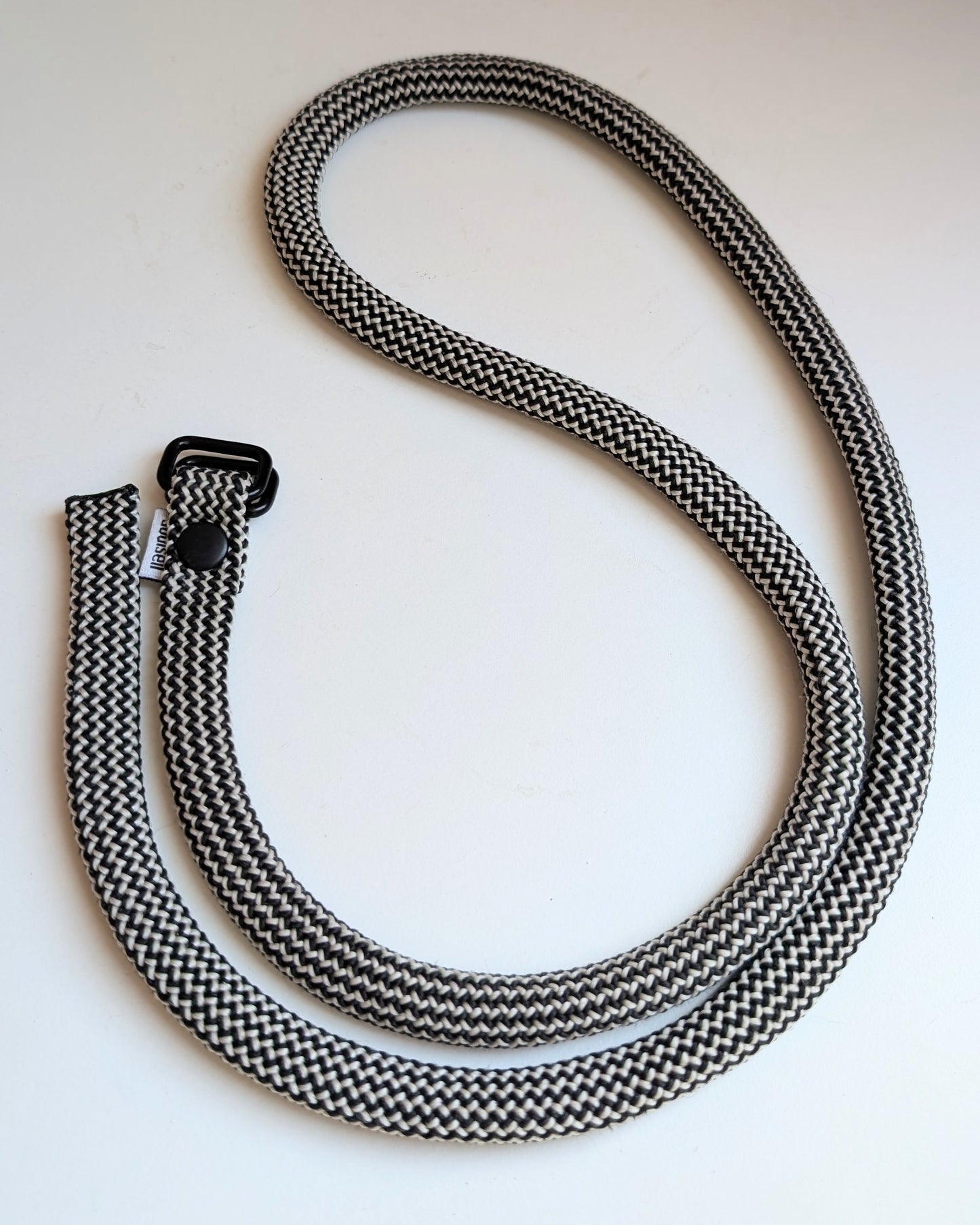 Belts, narrow