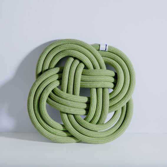 Flechtdesign, M