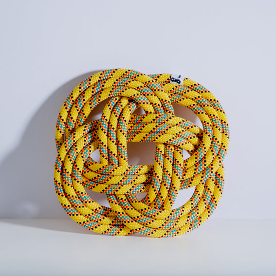 Flechtdesign, M